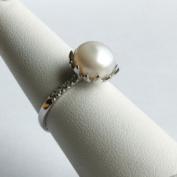 New, sterling silver cultured white freshwater pearl white sapphire ring… - Picture 8 of 9